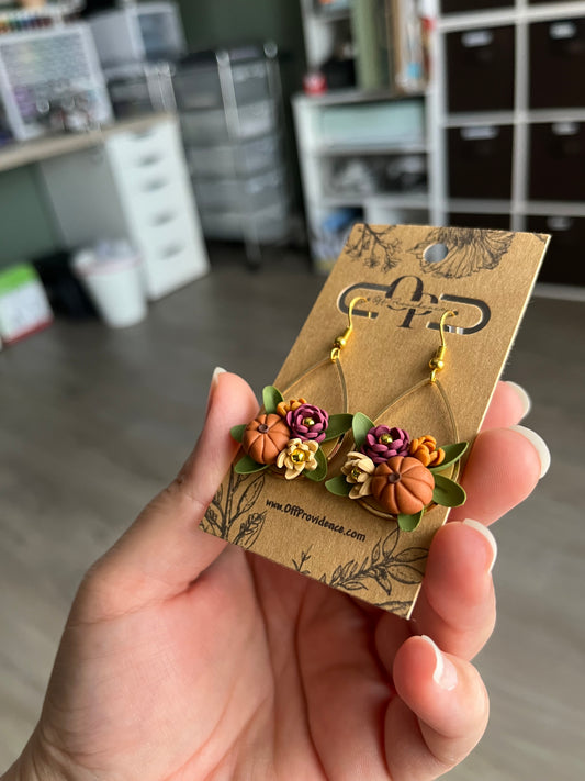 Teardrop Pumpkin Bouquet C