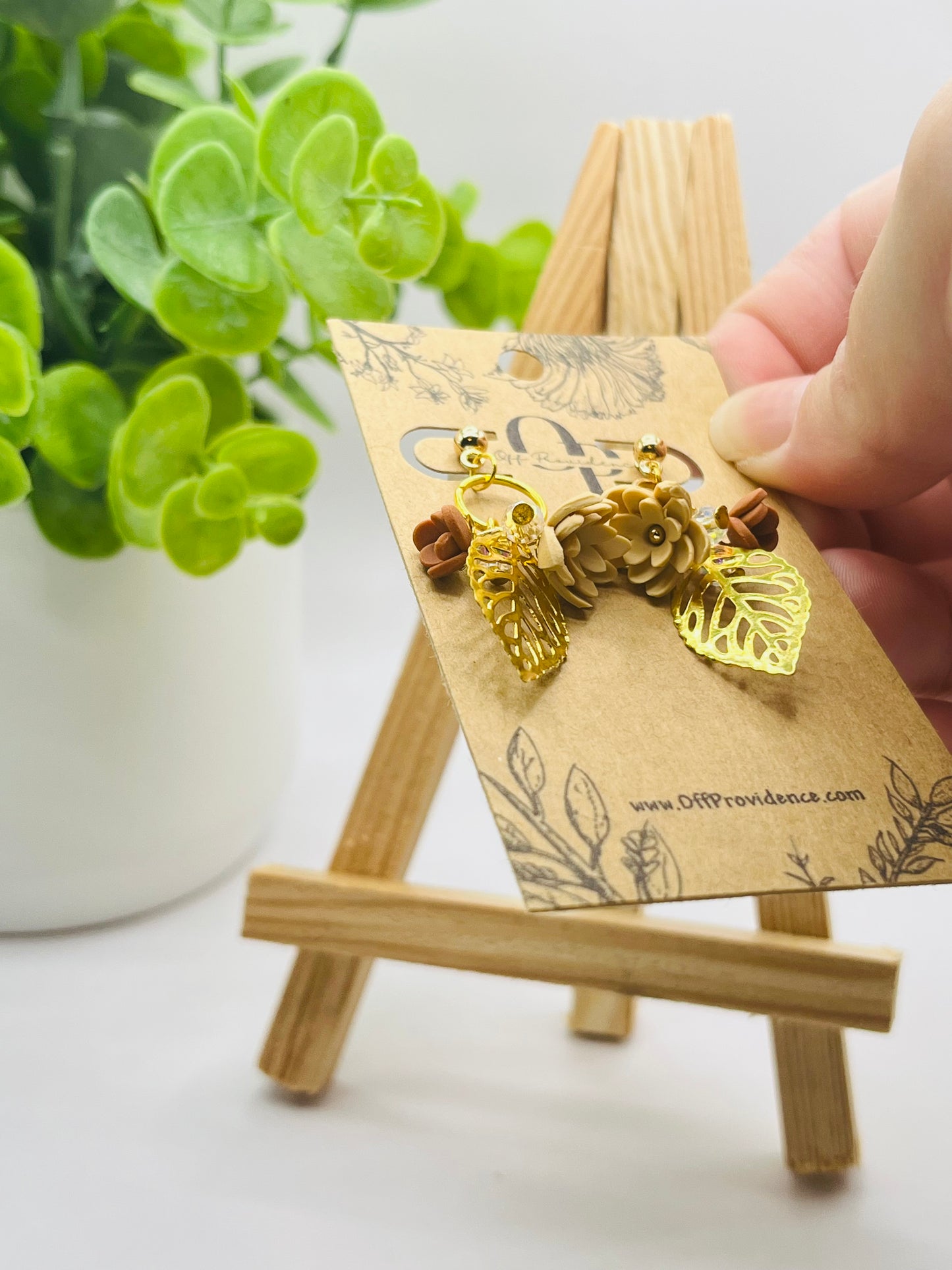 "Love You Bunches" Fall Bouquet Stud Dangle A