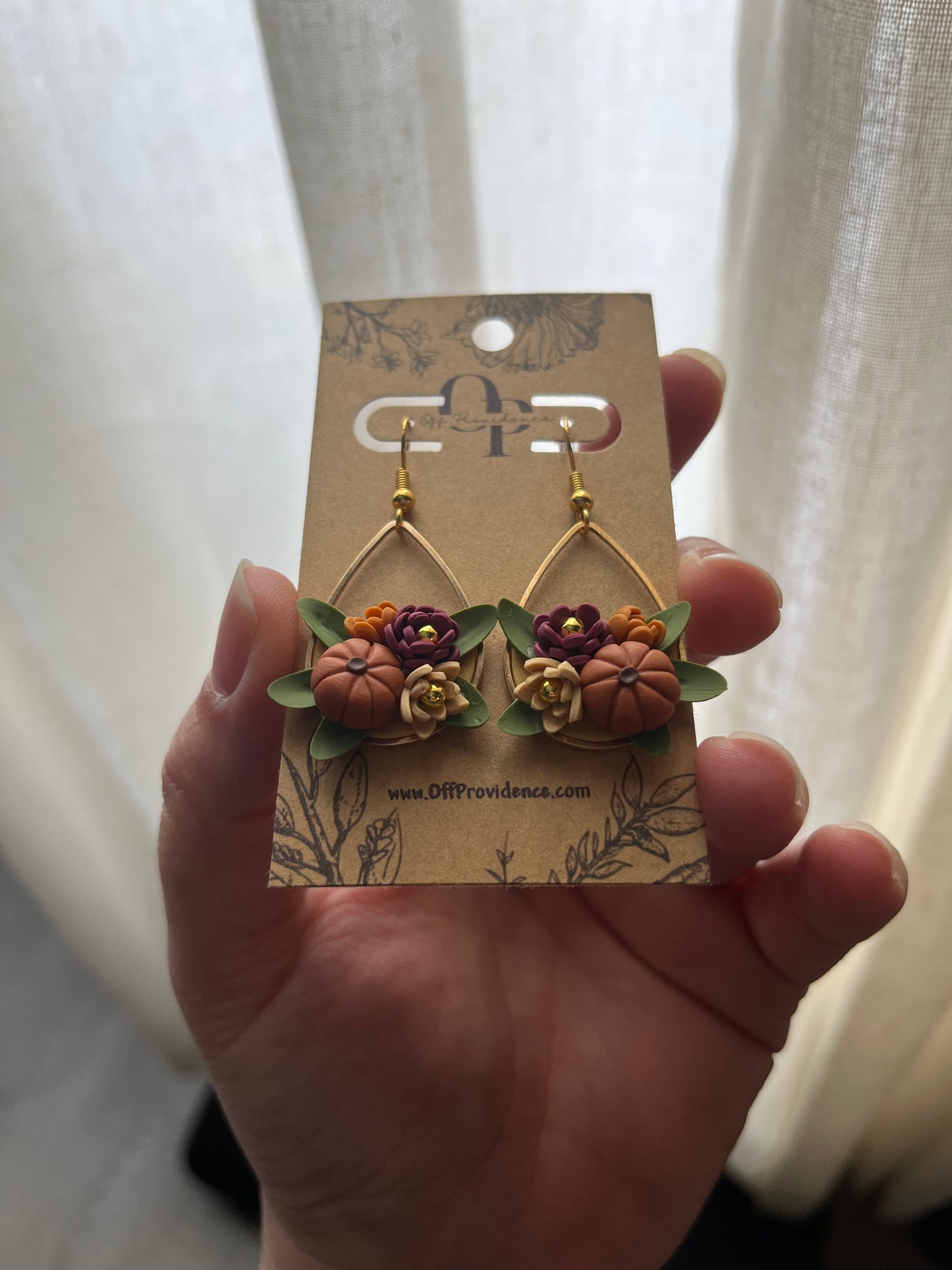 Teardrop Pumpkin Bouquet C