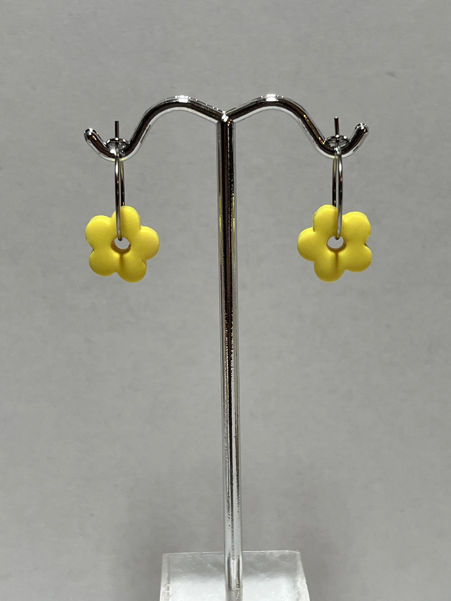 Dainty Flower Hoops (Multiple Colors)