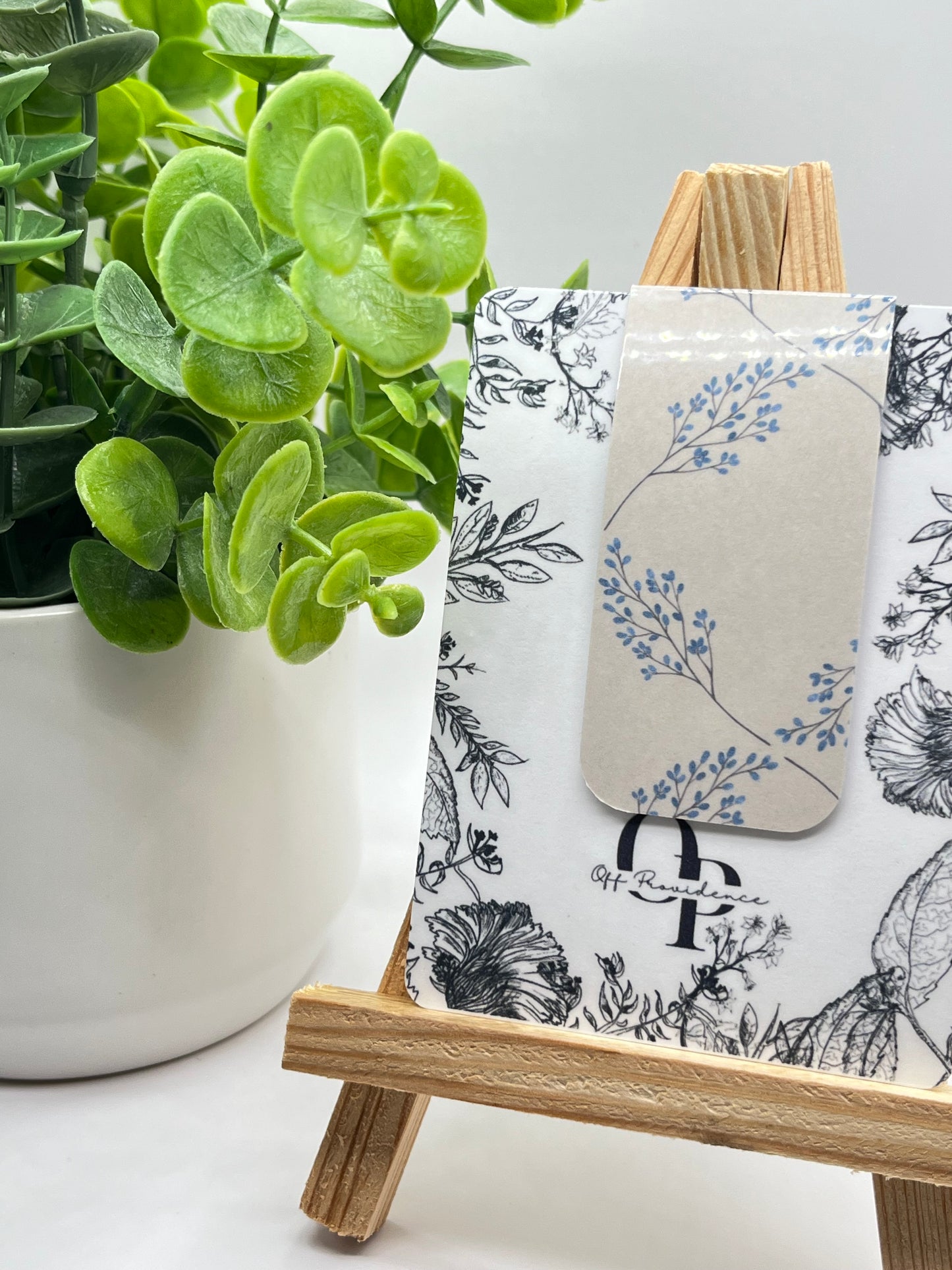 Magnetic Florals Collection