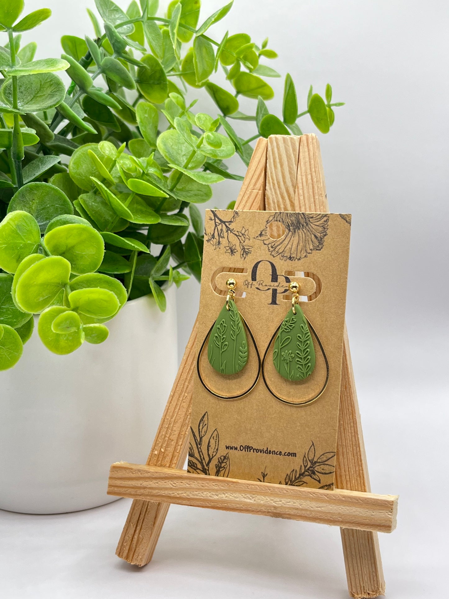 Teardrops (Multiple Colors)